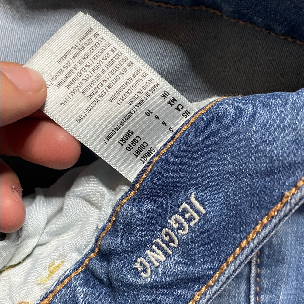 American Eagle Distressed Jegging Size 6 Short - Picture 2 of 6